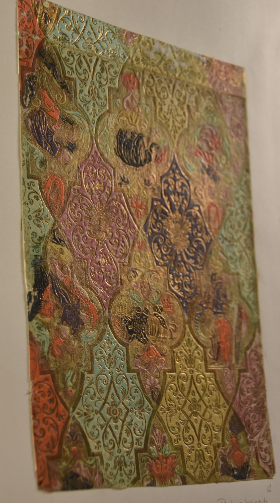 Papier doré-gaufré_0